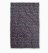 Load image into Gallery viewer, Rosa Fleece Blanket
