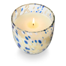 Load image into Gallery viewer, Beach Towel Sun Glass Candle
