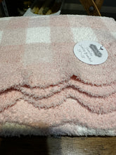 Load image into Gallery viewer, Gingham Chenille Blanket - Baby
