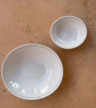 Load image into Gallery viewer, Clos Du Manoir Bowl
