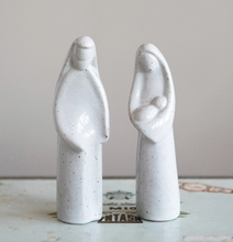 Load image into Gallery viewer, Stoneware Holy Family Set
