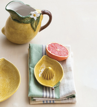 Load image into Gallery viewer, Stoneware Lemon Shaped Juicer
