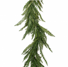 Load image into Gallery viewer, 6&#39; Cedar Garland
